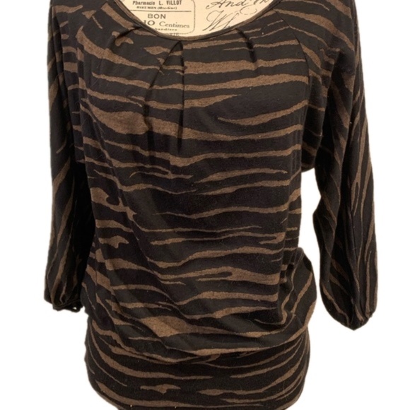 Ella Moss Tops - Fun Ella Moss zebra print top XS